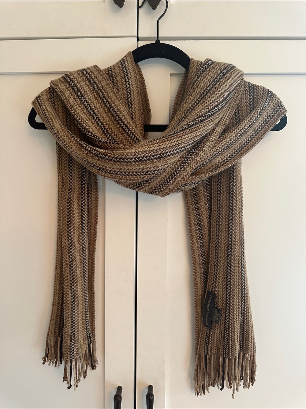 BANANA REPUBLIC WOOL SCARF -extra long